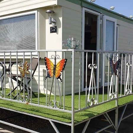 I 10 Caravan 4 Berth Chase Caravan Park Ingoldmells Exterior foto