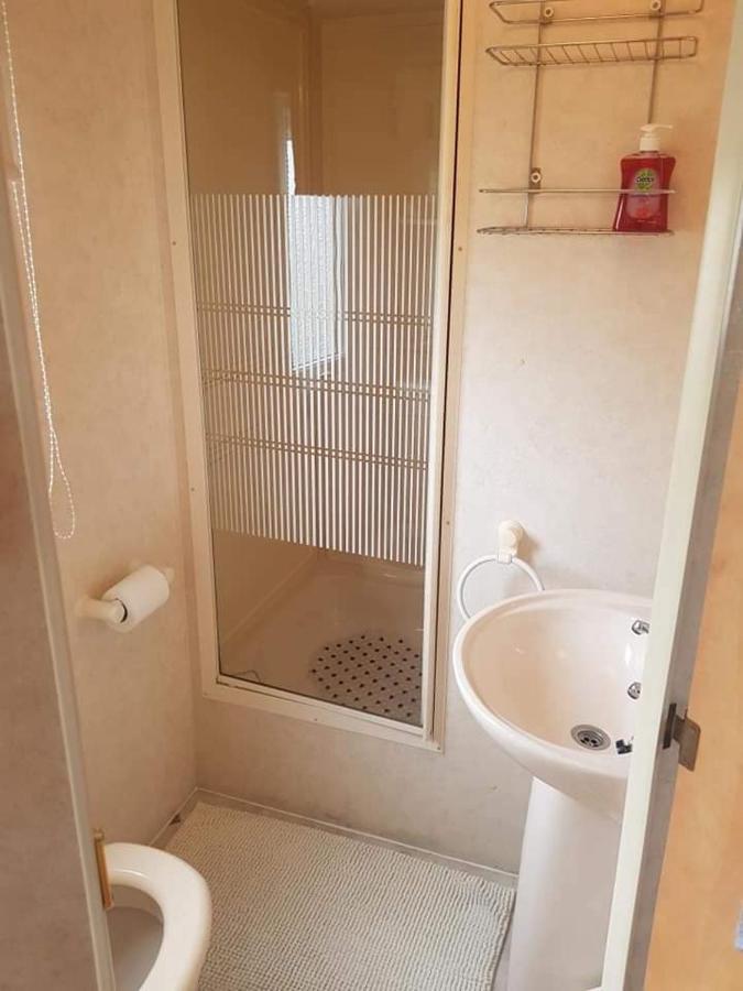 I 10 Caravan 4 Berth Chase Caravan Park Ingoldmells Exterior foto