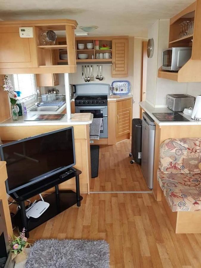 I 10 Caravan 4 Berth Chase Caravan Park Ingoldmells Exterior foto